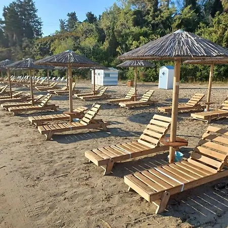 Sklavenitis Panoramic View Beach Apartment *